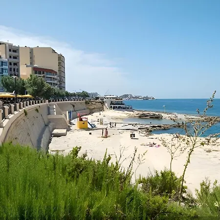 Apartament Cosy Penthouse With Bbq